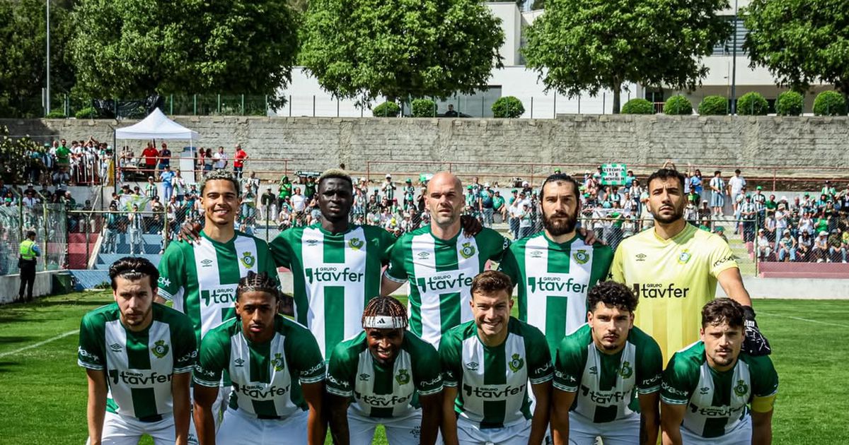 Mourinho deu sorte: Vitória de Setúbal sobe ao Campeonato de Portugal
