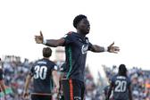 Issa Doumbia, 22 anos, 1,87 metros, 79 quilos, médio-centro do Veneza