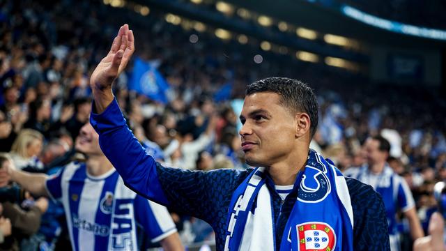 Thiago Silva é o jogador mais velho a ganhar uma Liga portuguesa - Foto: FC PORTO