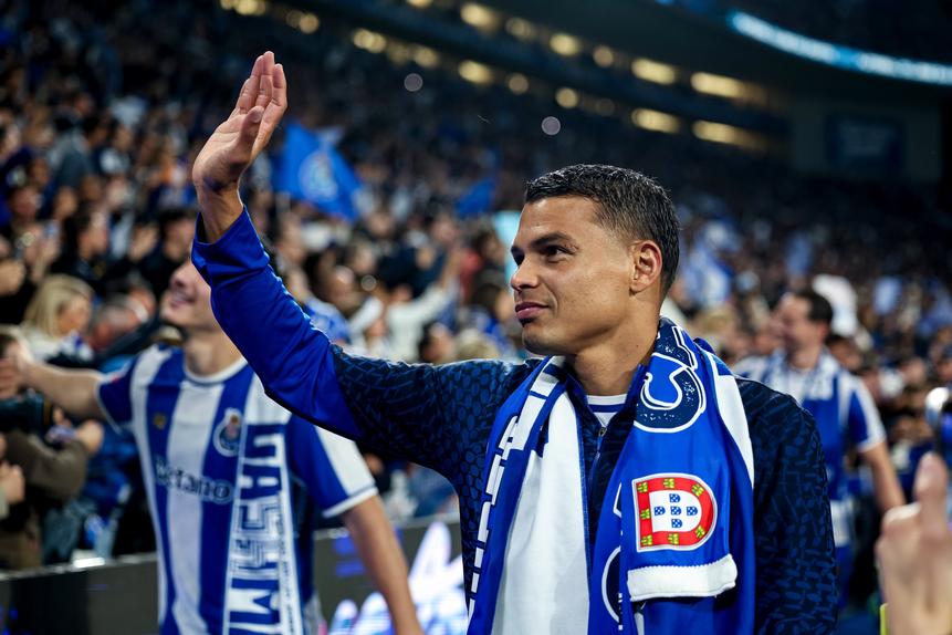 Thiago Silva é o jogador mais velho a ganhar uma Liga lusa - Foto: FC Porto