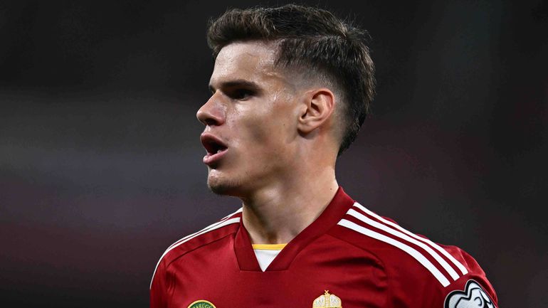Lenda do Liverpool aponta ex-alvo do Benfica a Anfield