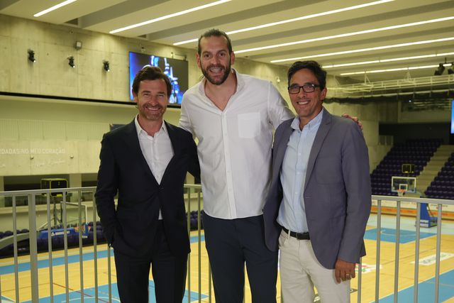 FC Porto renova com o capitão do basquetebol