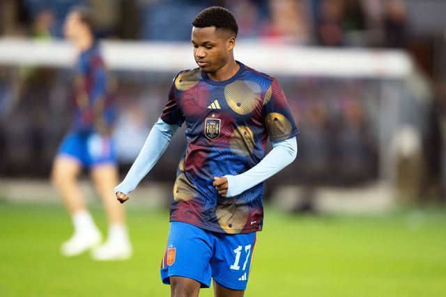 Ansu Fati e Alejandro Balde preparam-se juntos para a nova época no Barcelona