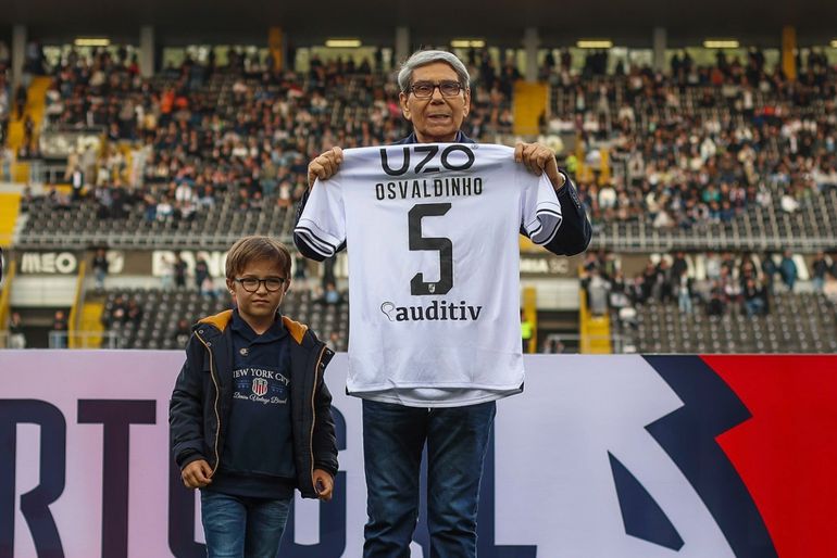 Osvaldinho, figura do V. Guimarães, morre aos 79 anos
