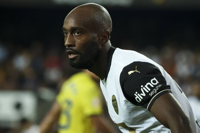 Valência quer continuar com jogador...que nunca assinou um contrato de renovação