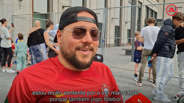 Nem a cadeira de rodas impede Tunay de jogar futebol como o ídolo CR7