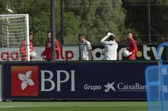 Roberto Martínez prepara o Chile com os mesmos 23 convocados