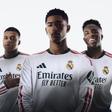Mbappé, Bellingham e Vini Jr. com a nova camisola do Real Madrid - Foto: Real Madrid