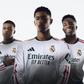 Mbappé, Bellingham e Vini Jr. com a nova camisola do Real Madrid - Foto: Real Madrid