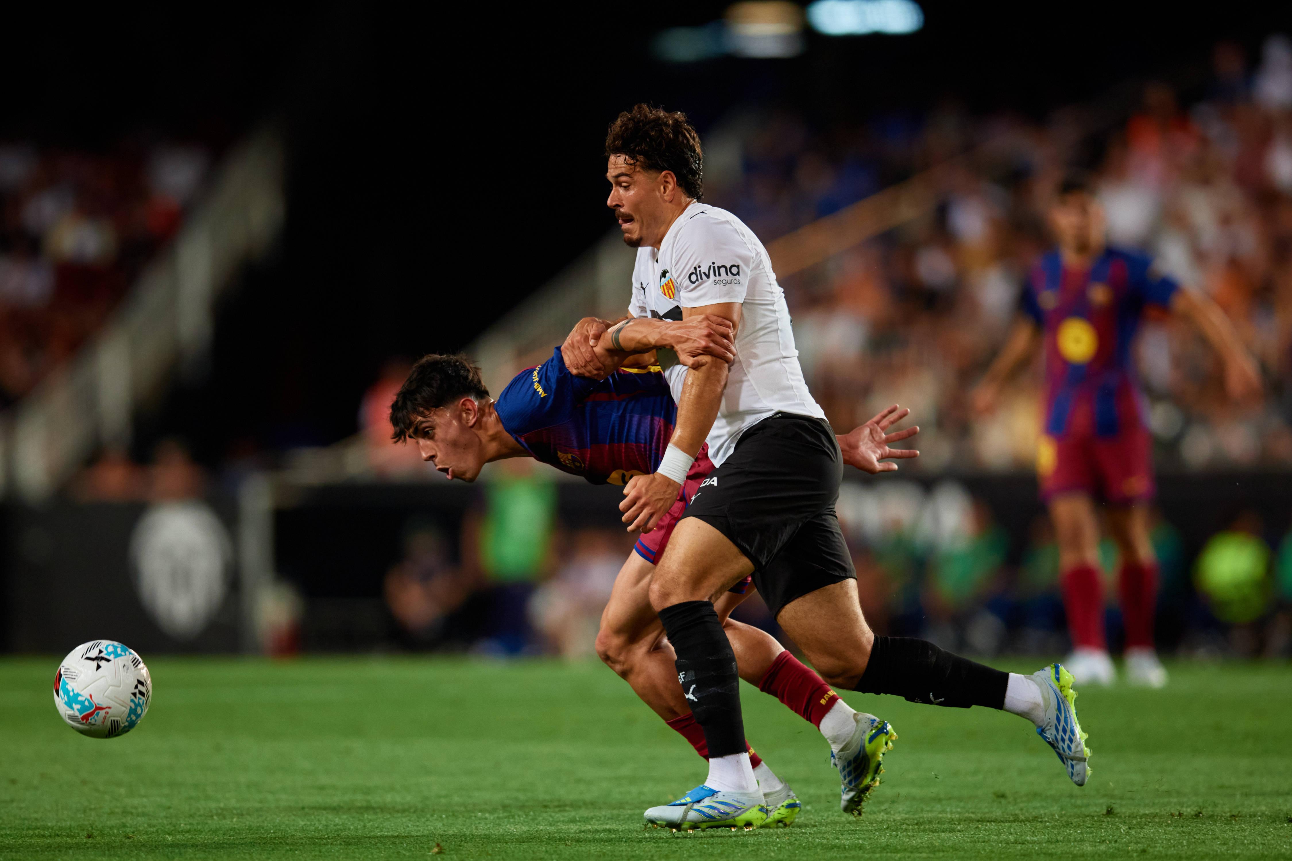 Valência - Vencedor de seis campeonatos de Espanha e uma Taça UEFA, entre outros títulos. Foi comprado por Peter Lim em 2014, mas o sonho de chegar ao topo não foi cumprido. Tem andado longe dos primeiros lugares