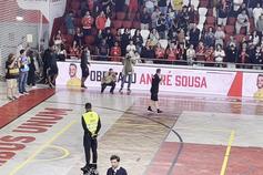 Benfica presta homenagem a André Sousa no fim da carreira