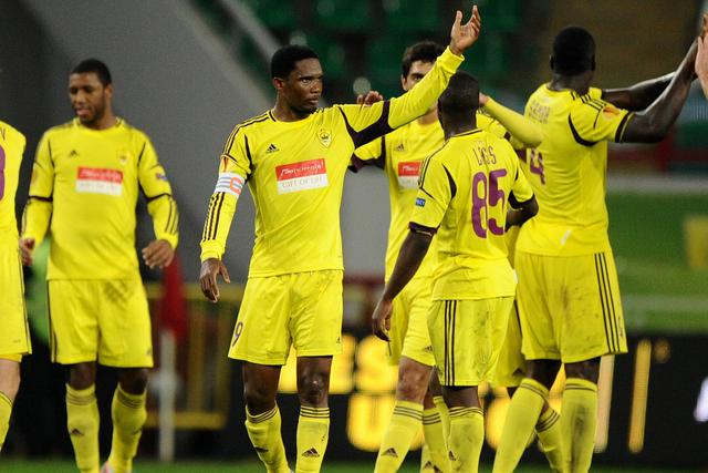 Anzhi -  Comprado pelo bilionário Suleyman Kerimov, chegou a participar nas competições europeias. Roberto Carlos, Eto'o e Lassana Diarra foram alguns dos nomes que passaram pelo clube russo. Em 2022, o Anzhi fechou portas após ser vendido por Kerimov