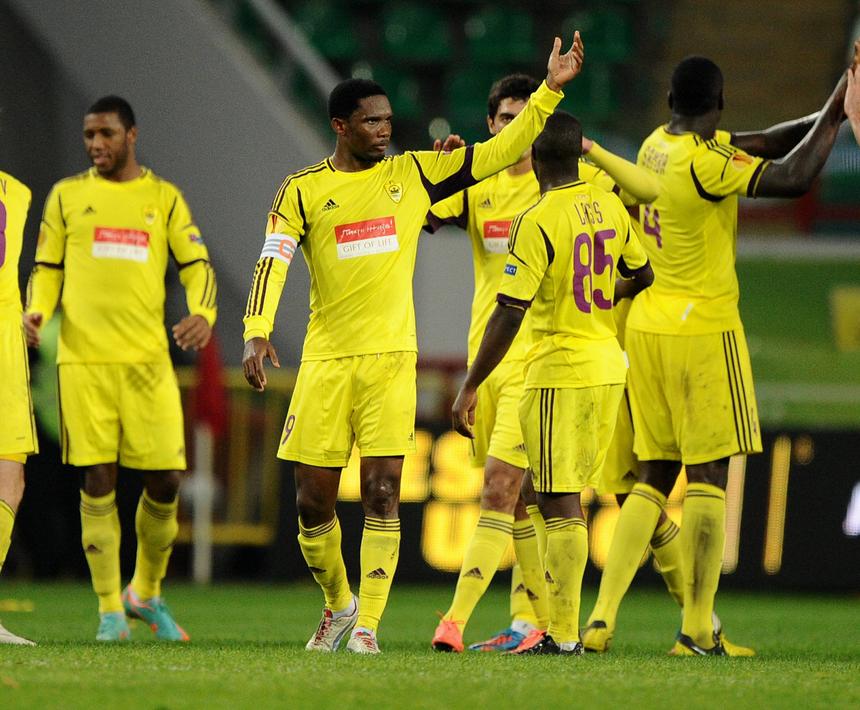 Anzhi -  Comprado pelo bilionário Suleyman Kerimov, chegou a participar nas competições europeias. Roberto Carlos, Eto'o e Lassana Diarra foram alguns dos nomes que passaram pelo clube russo. Em 2022, o Anzhi fechou portas após ser vendido por Kerimov