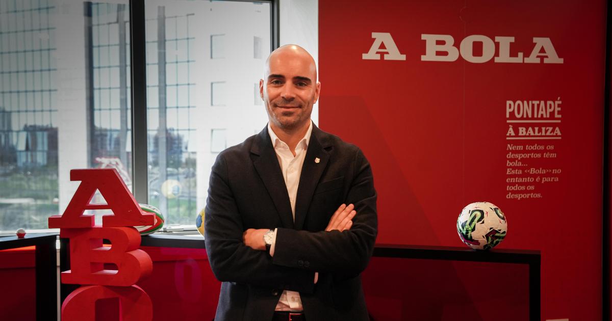 «Cláusula de Mourinho tinha de cair quando Rui Costa ganhou as eleições do Benfica»