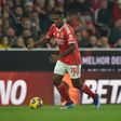 Mais um central garantido pelo Benfica