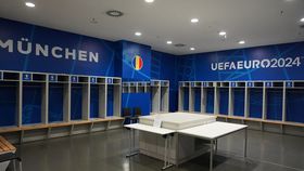 Roménia foi eliminada, mas só saiu do Euro... depois de limpar o balneário (fotos)