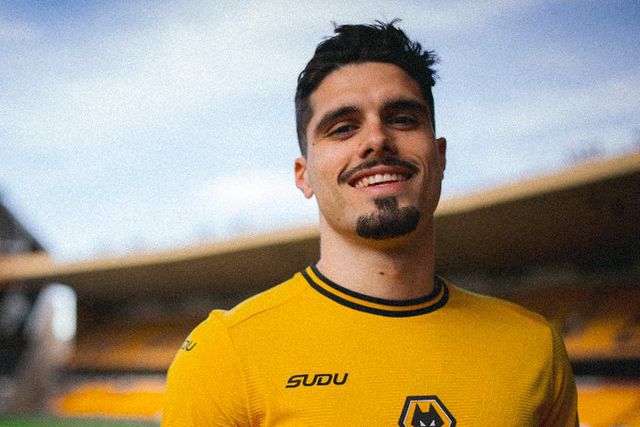 Vídeo: alcateia 'ataca' nova camisola