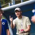 Xabi Alonso aproveita as férias para… treinar a equipa do filho