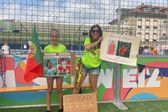 Carolinha Carvalho, é jogadora sub-11 do Sporting, acompanhada pela mãe, Célia Carvalho
