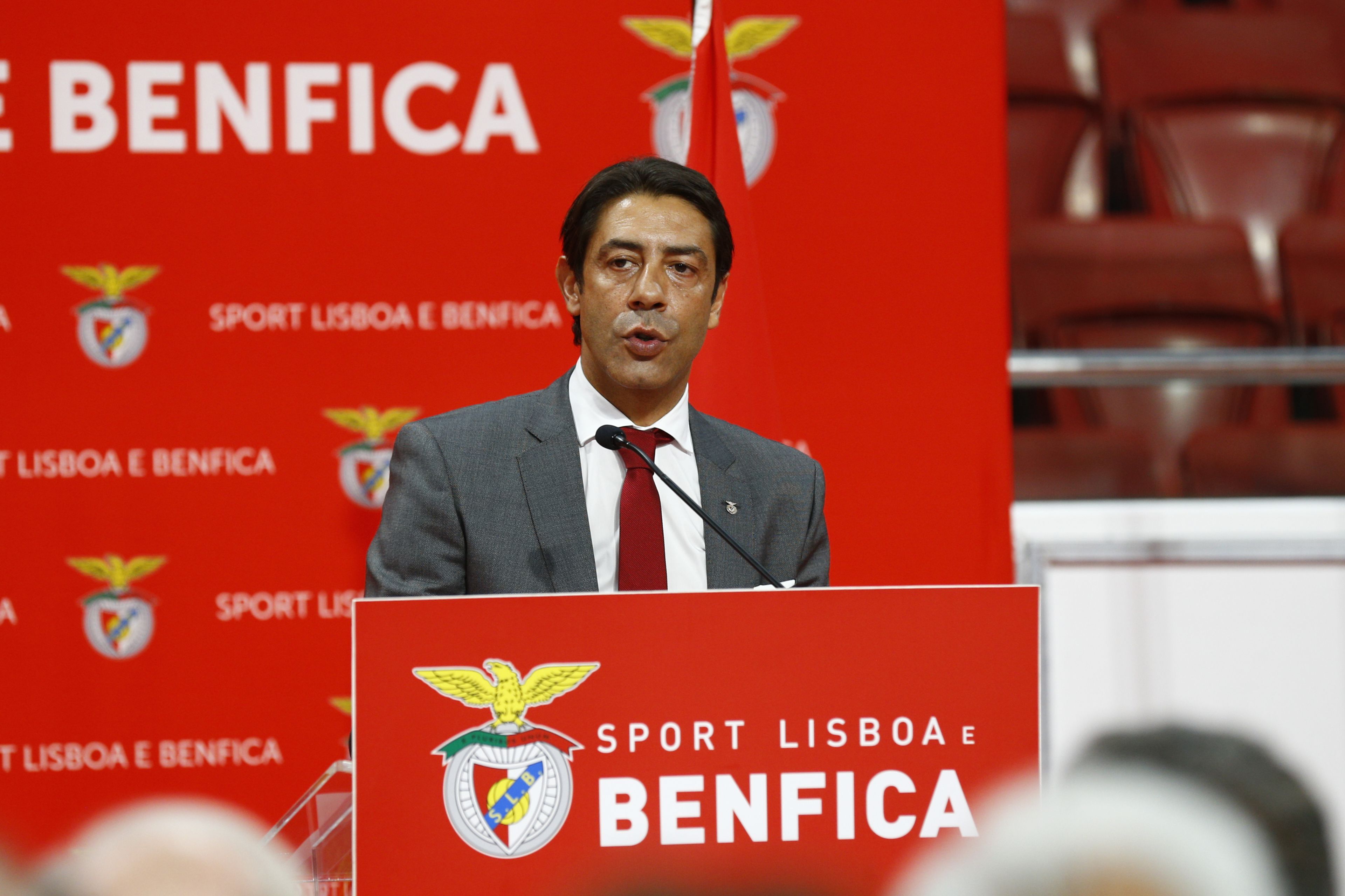 Rui Costa discursa depois de ter vencido as eleições de outubro de 2021