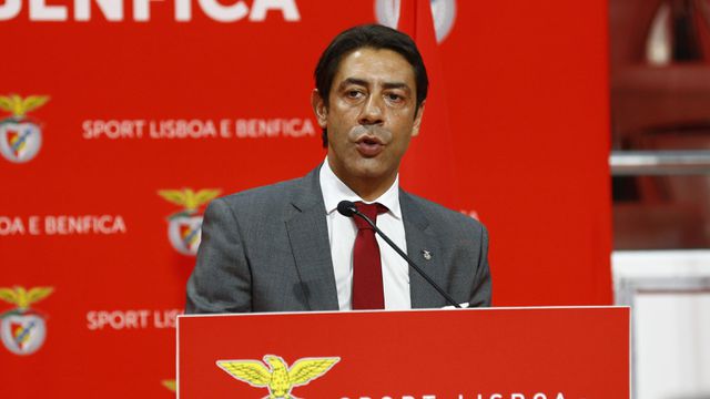 Rui Costa discursa depois de ter vencido as eleições de outubro de 2021