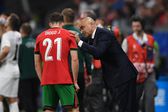 Roberto Martínez com Diogo Jota na Seleção (foto: Miguel Nunes)
