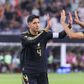 Raúl Jiménez a celebrar o golo com Edson Álvarez pelo México
