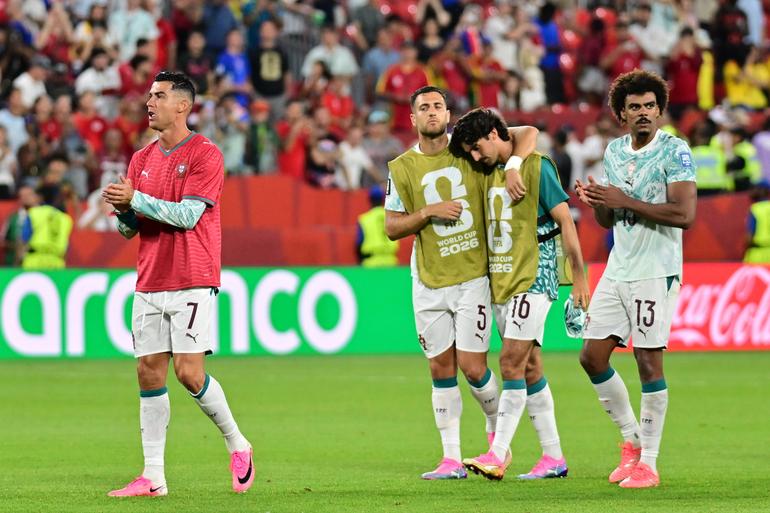 Cristiano Ronaldo vestiu a camisola 21 de Diogo Jota - Foto: Lusa