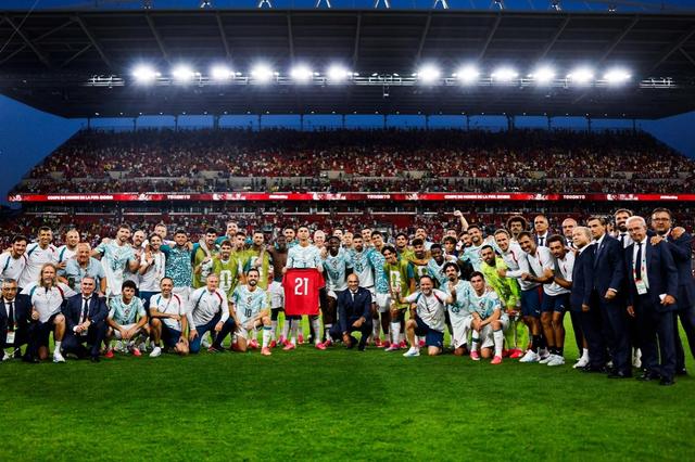 Fotografia partilhada por Cristiano Ronaldo no final da partida