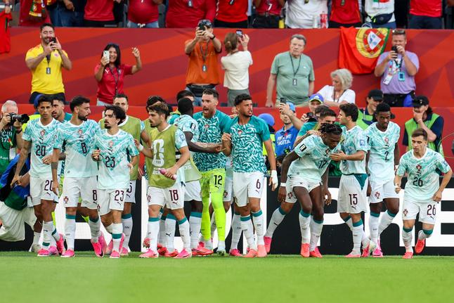 Festa de Portugal depois do empate