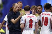 Thomas Tuchel a dar indicações aos jogadores