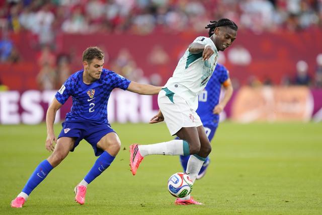 Rafael Leão: «Diogo Jota ajudou-nos a vencer esta partida»