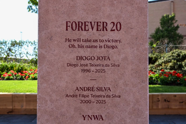 Liverpool dedicou memorial a Diogo Jota e André - Foto: Liverpool