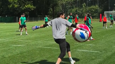 St. Gallen prepara Benfica com... uma bola gigante do Mundial 2026