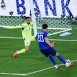 Diogo Costa foi enorme entre os postes diante da Croácia - Foto: Imago