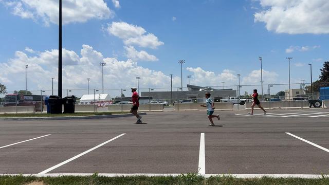 Loucos por Portugal: adeptos correm atrás do autocarro da Seleção