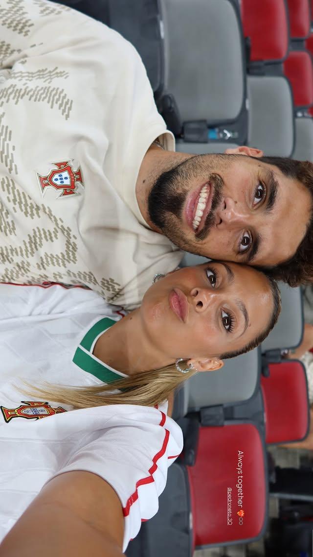 Carolina Silva esteve em Toronto a apoiar Pedro Neto e a Seleção. Foto: Instagram