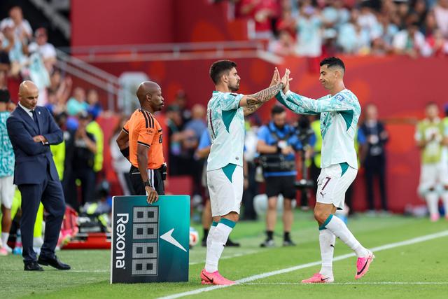Rúben Neves substituiu Ronaldo (IMAGO)