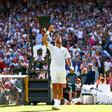 Novak continua na luta pelo oitavo título na relva londrina       Fotografia Imago