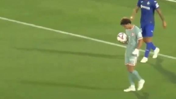 João Félix marca, não celebra e manda calar adeptos (vídeo)