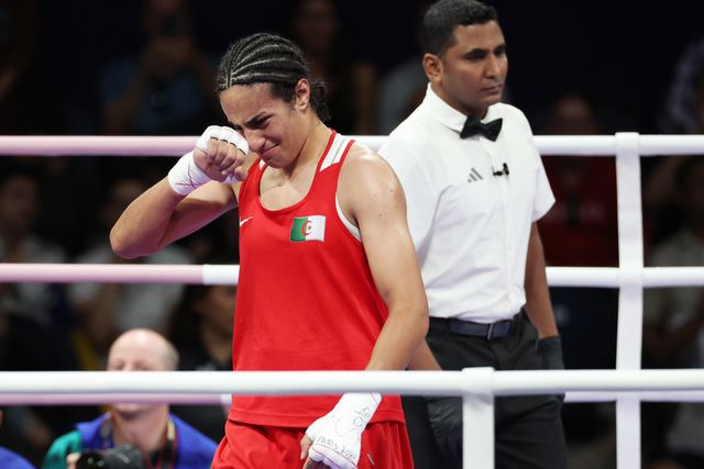 Khelif em lágrimas: «Luto pela dignidade das mulheres e sou injustiçada»