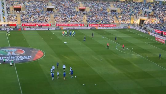 Plantel do FC Porto já aquece