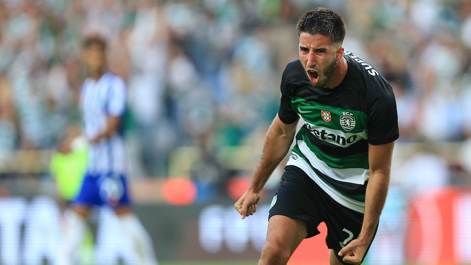 Vídeo: Gonçalo Inácio adianta o Sporting na Supertaça