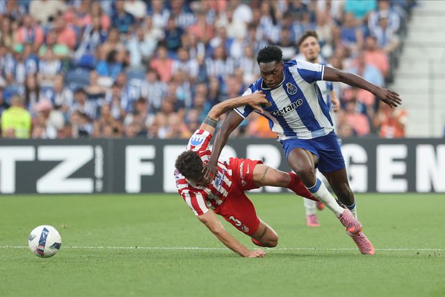 «De Jong pode abrir a porta a uma negociação de Samu»