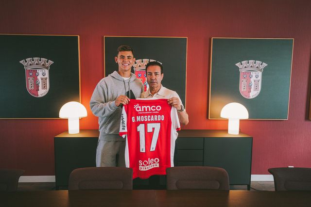 Internacional sub-20 e sub-23 pelo Brasil é mais uma das opções de Carlos Vicens para a intermediária (Foto: SC Braga)