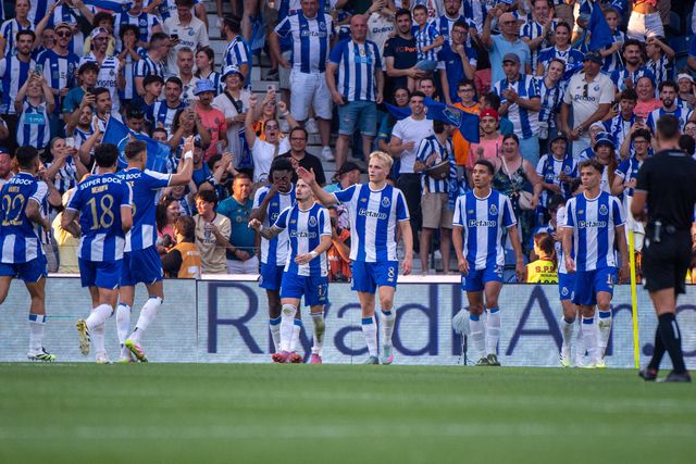 FC Porto vence Atlético Madrid no jogo de apresentação