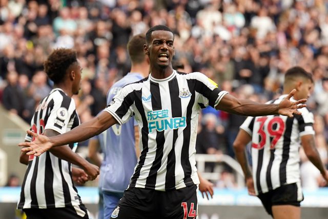 Liverpool prepara proposta de 150 milhões por Isak