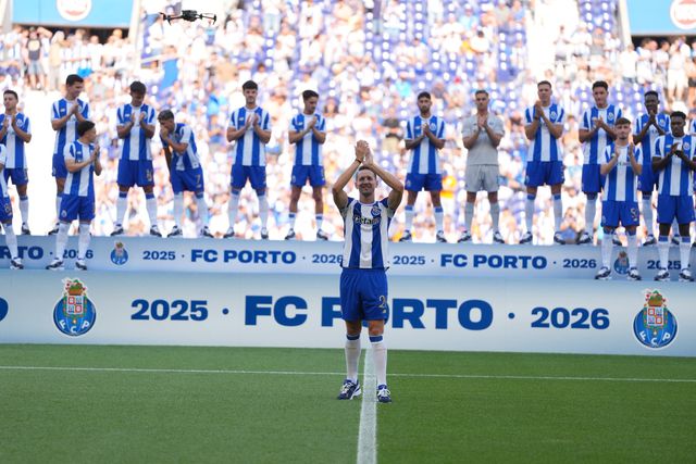 «O FC Porto foi o rei deste mercado»