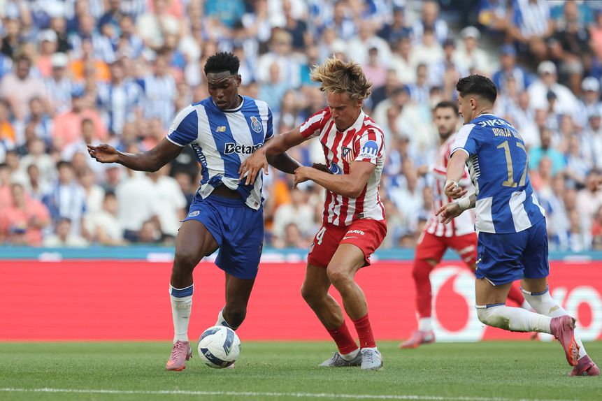 Samu em ação frente ao Atlético Madrid (Catarina Morais/Kapta+)
