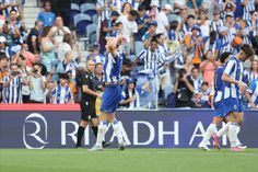 «FC Porto sai ligeiramente em vantagem em relação a Benfica e Sporting»
